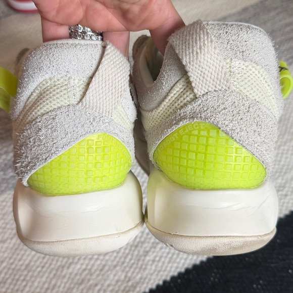 Nike Jordan MA2 Jumpman Sneaker - Picture 6 of 7